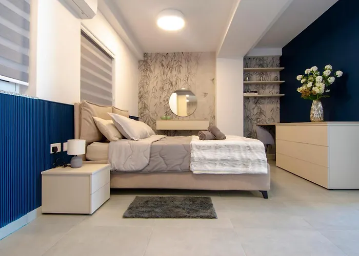 Luxury High-floor Escape With Balcony 아파트 *