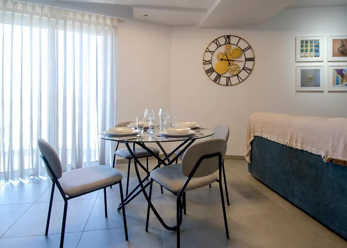 Apartament Luxury High-floor Escape With Balcony *