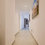 Luxury High-floor Escape With Balcony *